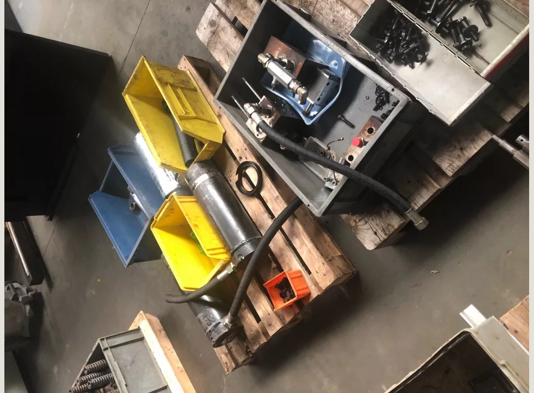 Refurbished shears – Complete reconditioning process 4