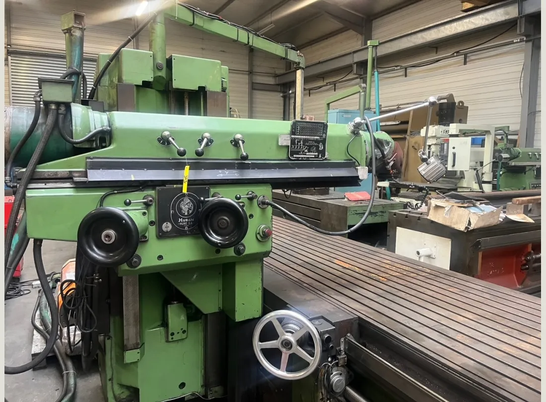 Milling Machine HURON RU 881 3