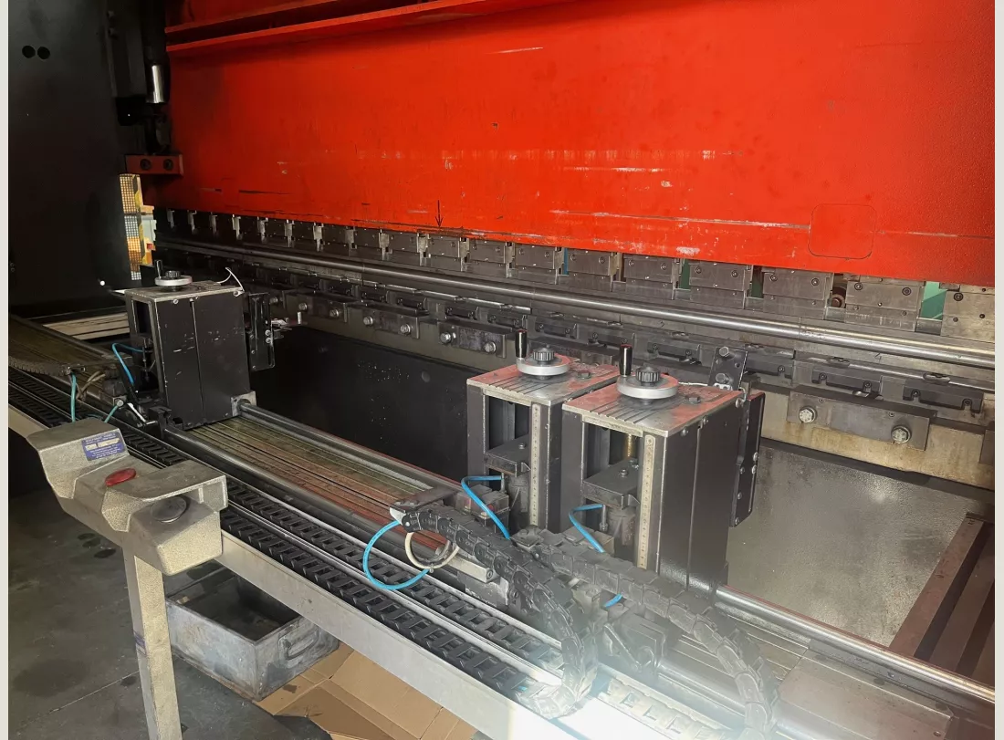 Press Brake AMADA HFB 4000 x 220T 5