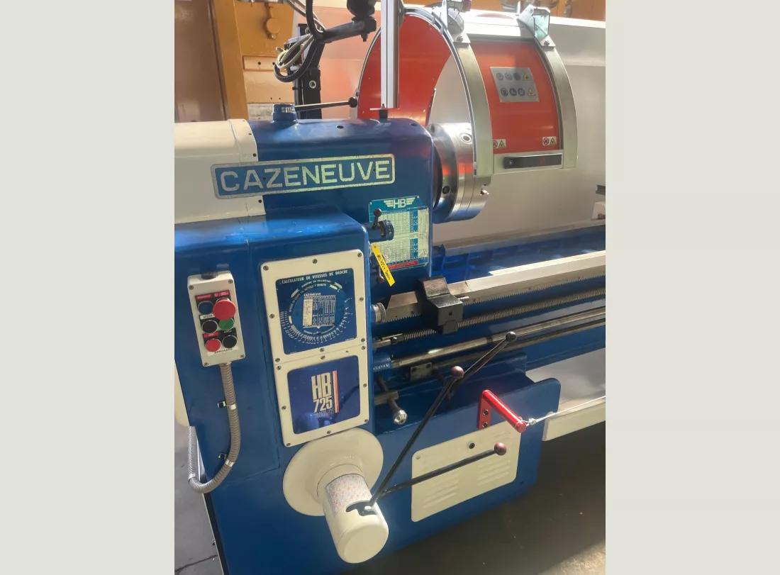 LATHE CAZENEUVE Broke HB 725 x 3000 3