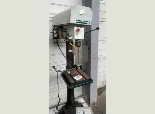 Drill press CINCINATTI NC 32