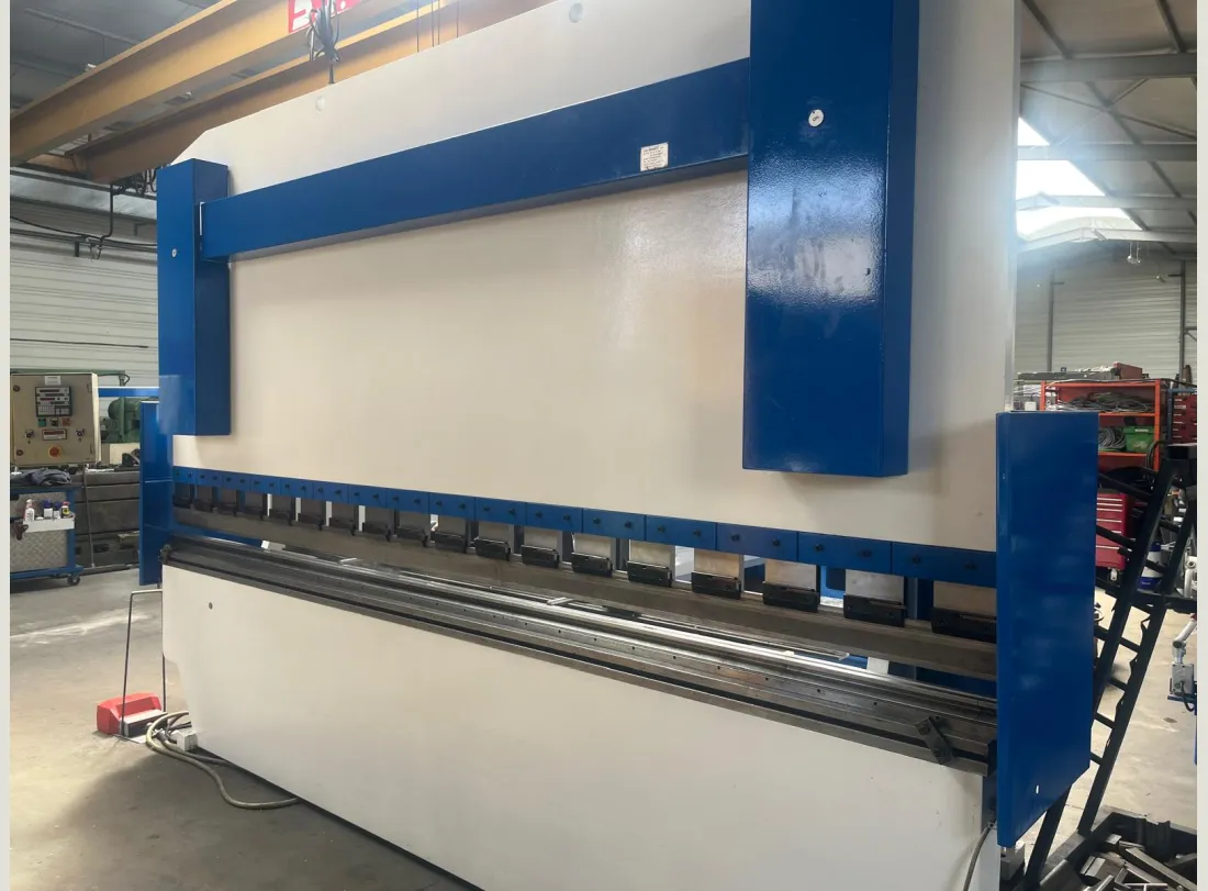 Press Brake LVD 4000 x 200T 2