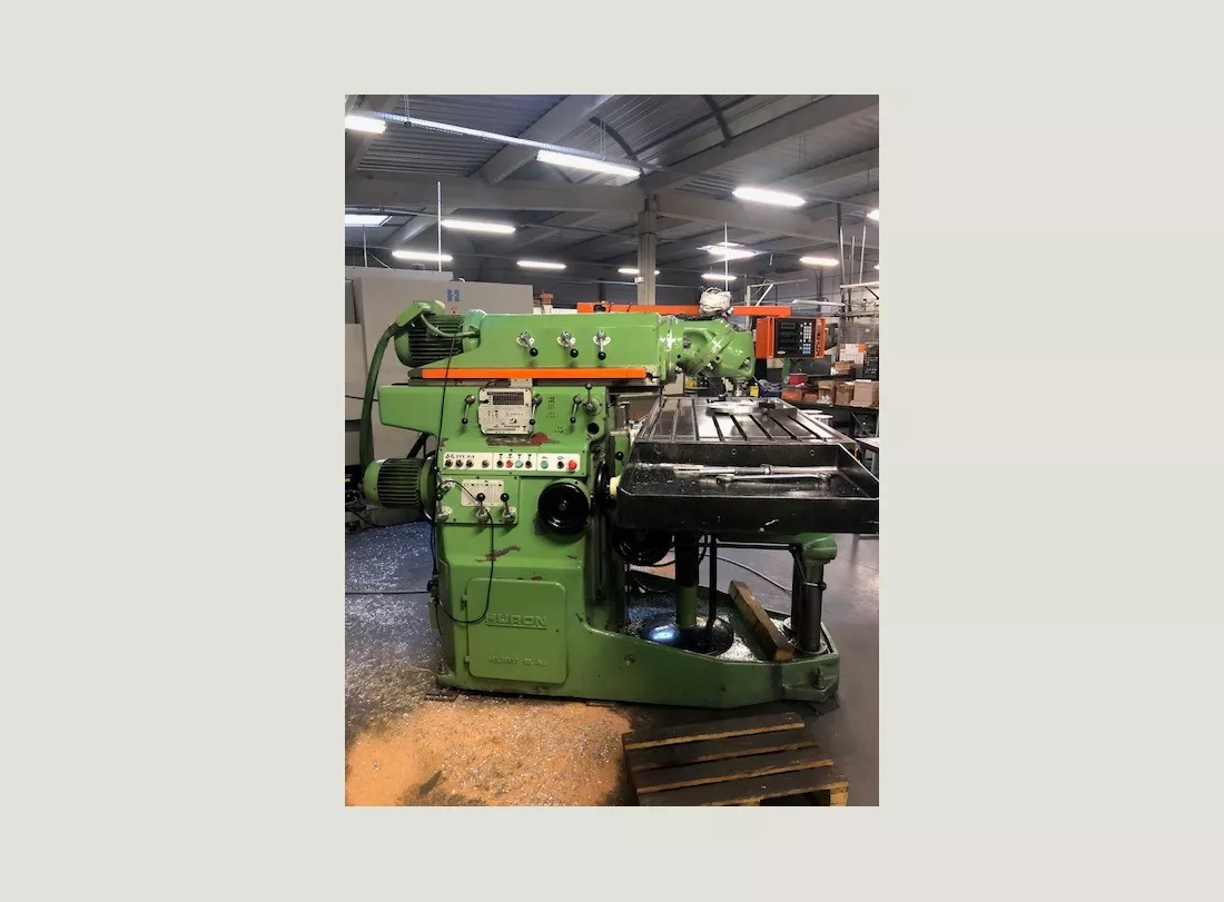 Milling Machine HURON MU50 1