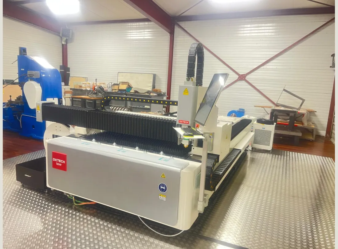 DX1530FL LASER cutting machine 2