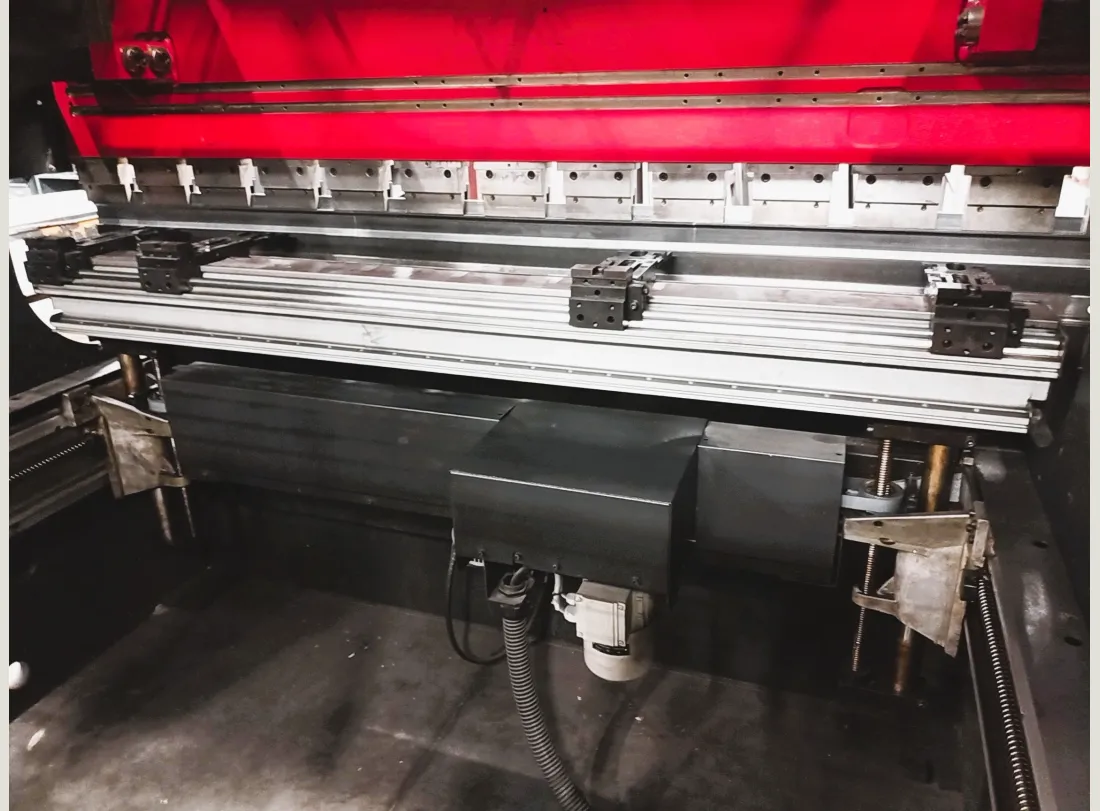 Press Brake  AMADA HFT  2500 x 80T 4
