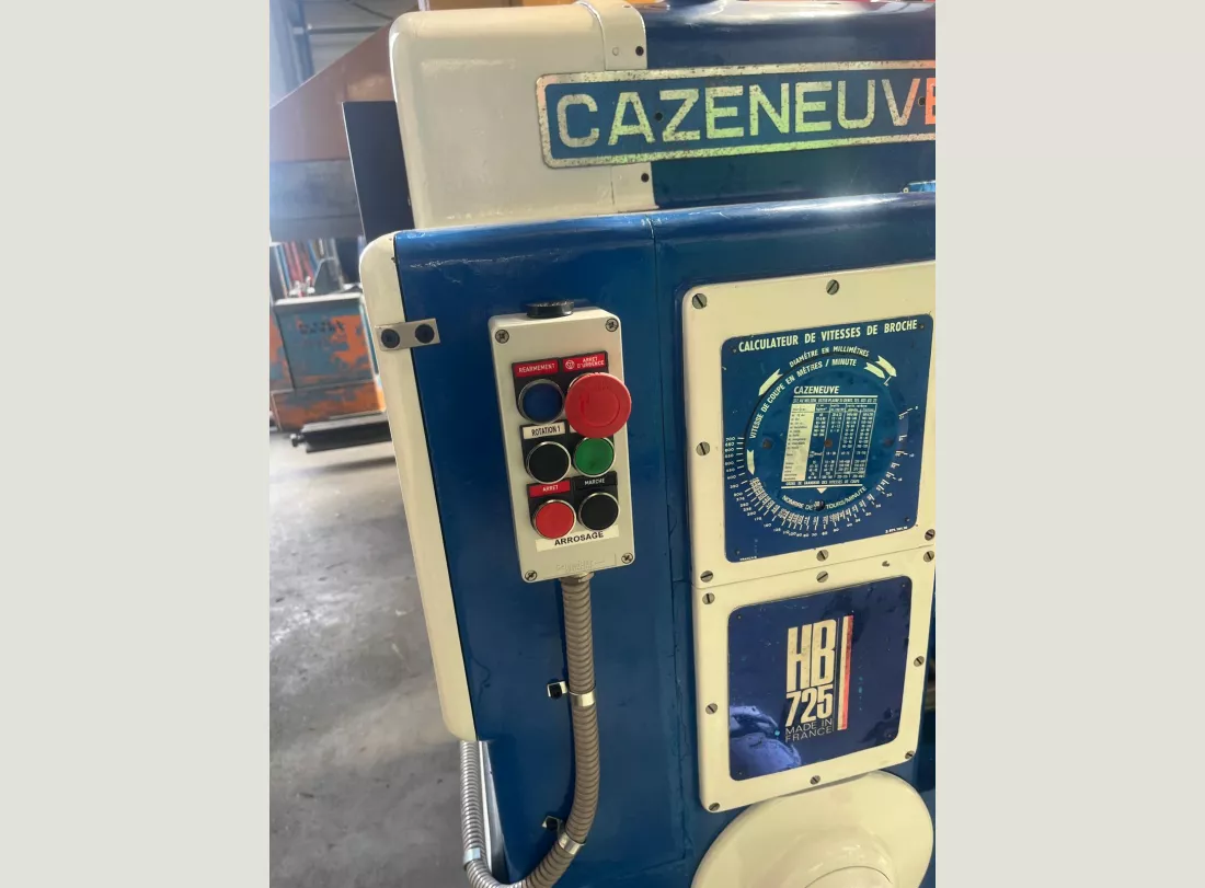 LATHE CAZENEUVE Broke HB 725 x 3000 4