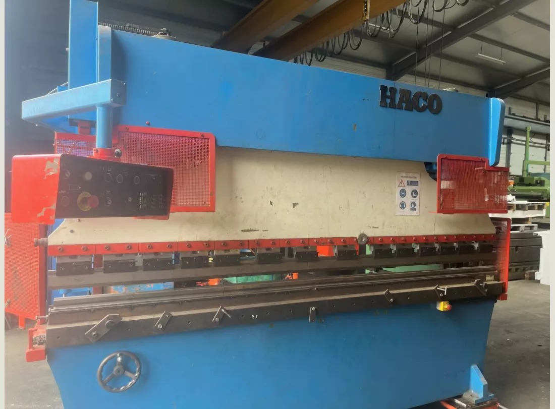 Press Brake HACO 3000 x 135T 1