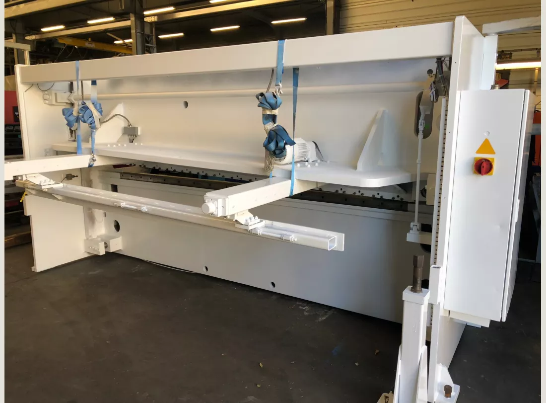 Refurbished shears – Complete reconditioning process 15