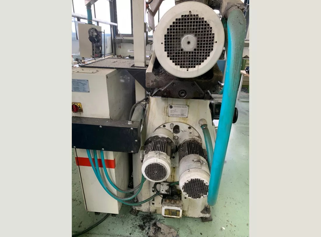 Milling machine HURON MU4 2