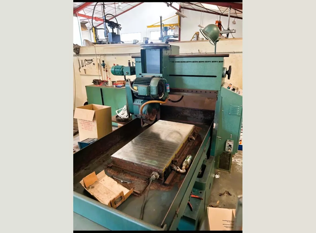 Grinding Machine LGB R900 1