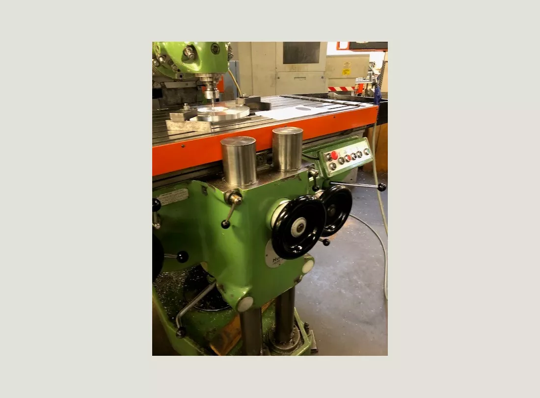 Milling Machine HURON MU50 5