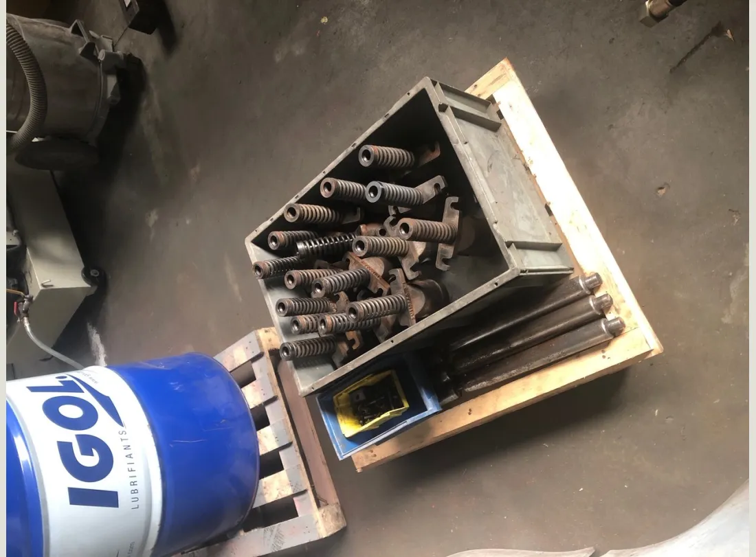 Refurbished shears – Complete reconditioning process 5