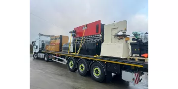 Departure of a complete metal and locksmith workshop