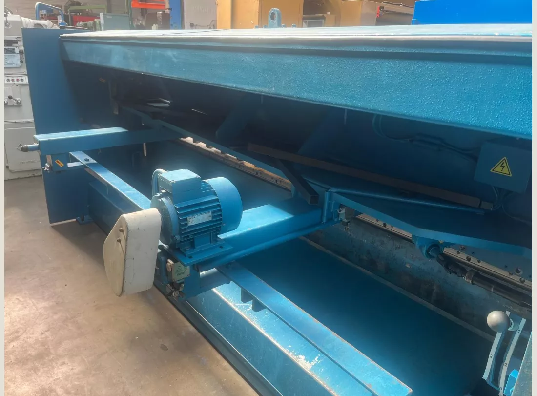 Shears HACO 3000 x 6 3
