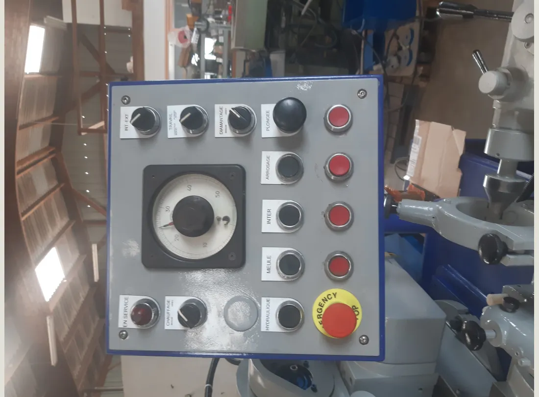 Grinding Machine CC 4
