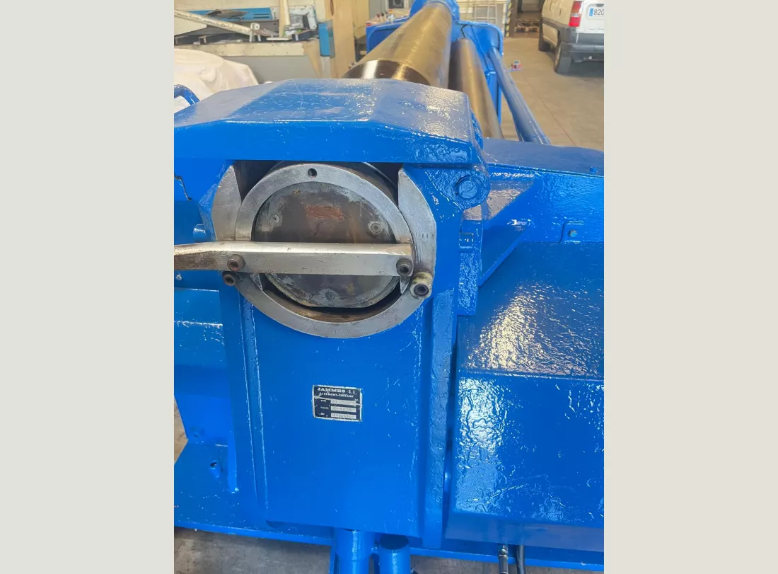 Roller JAMMES PROMECAM 3000 x 10 5