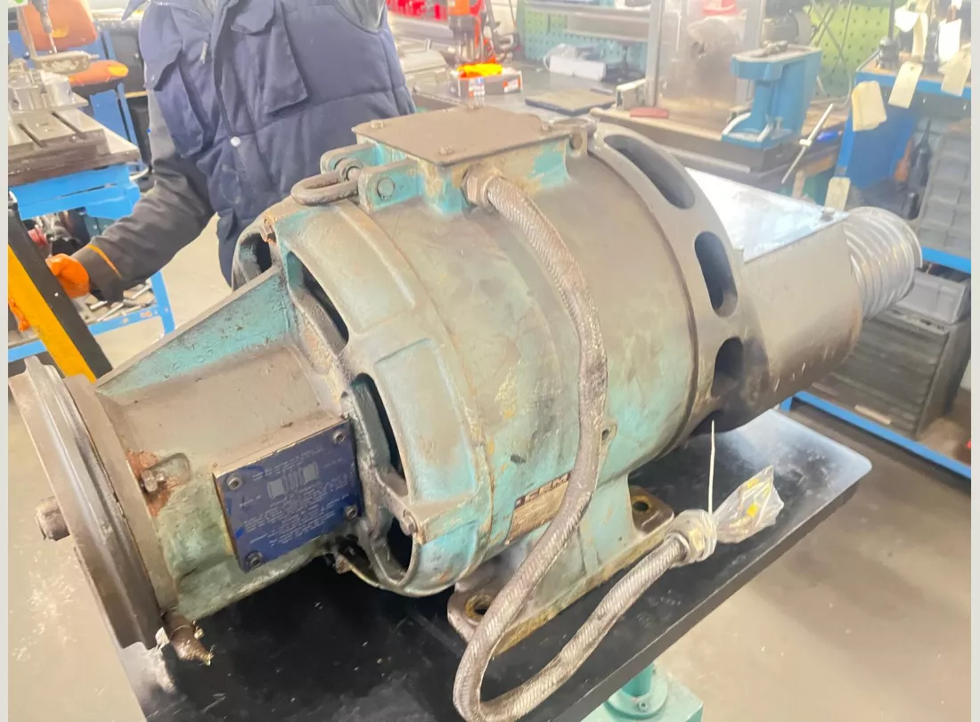 Renovation of CAZENEUVE Tower HB725 x 3000 3