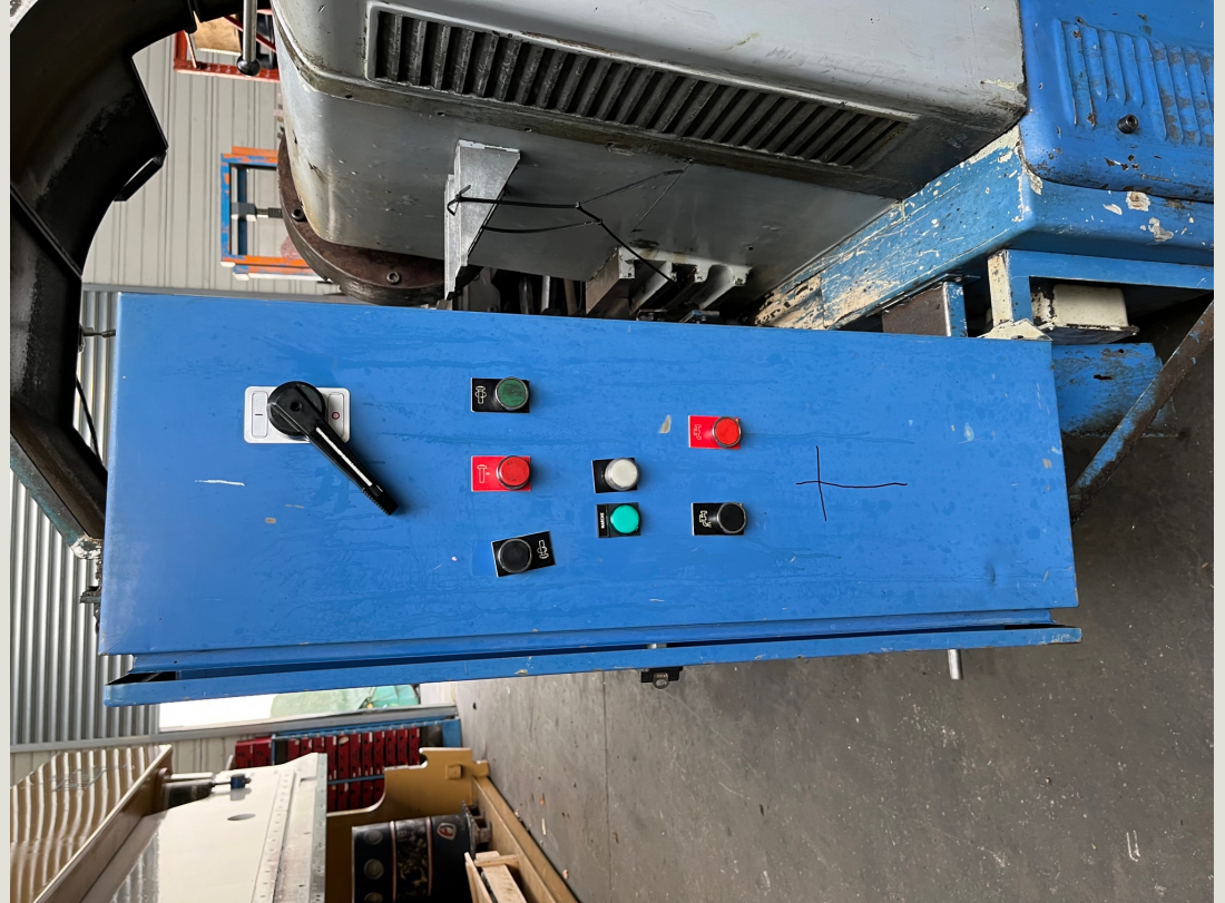 LATHE CAZENEUVE HB 725 x 3000 5