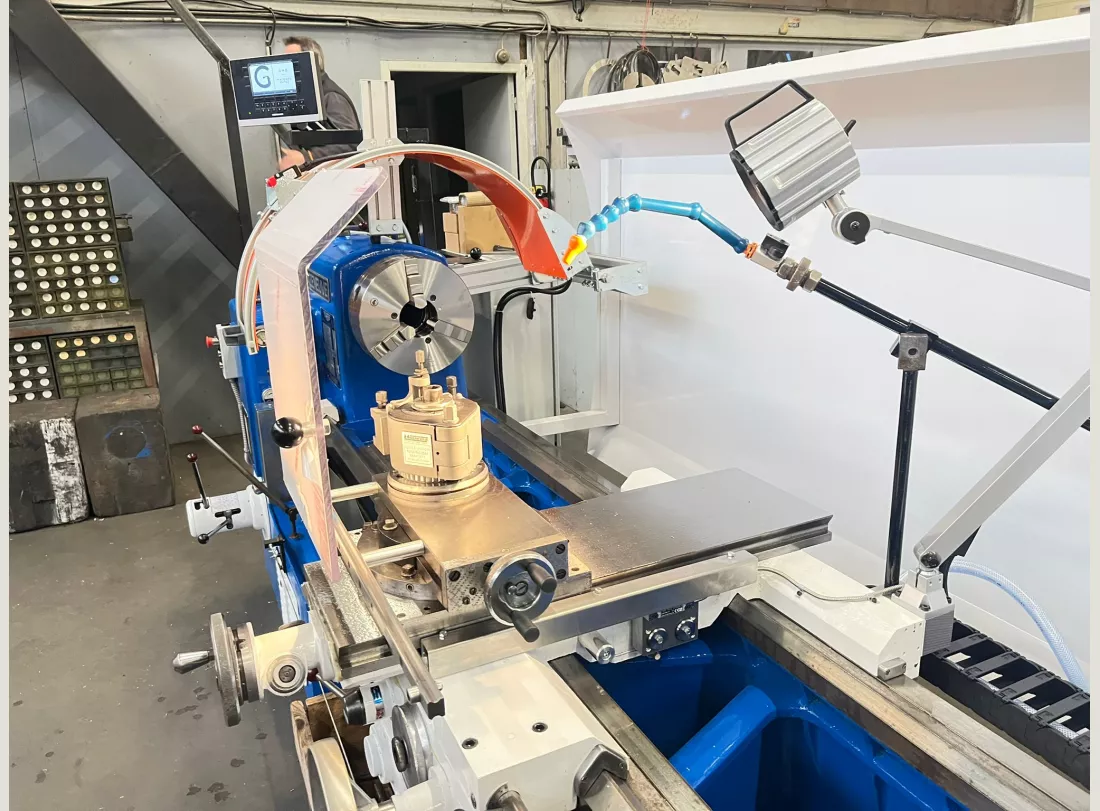 Renovation of CAZENEUVE Tower HB725 x 3000 35