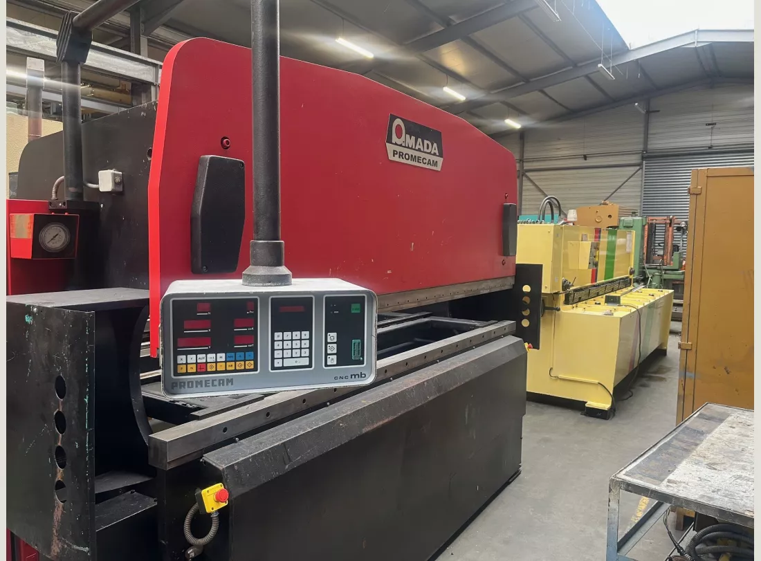 Press Brake AMADA PROMECAM ITS 3000 x 125T 2