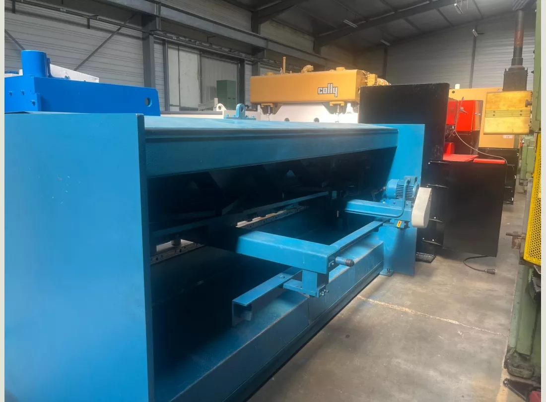 Shears HACO 3000 x 6 4