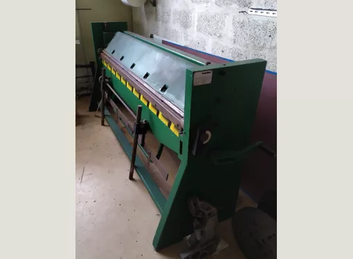 Manual folding machine BOMBLED